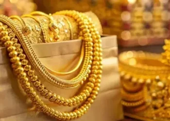 వెండికి మళ్లీ మెరుపు.. కిలో ధరలో ఊహించని మార్పు