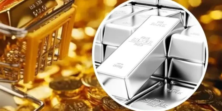 Gold, Silver Rates: ఒక్క రోజే రూ.30 వేల పతనం