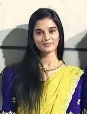 ప్రేమ విభేదాలు…యూట్యూబర్‌ కోమలి ఆత్మహత్య