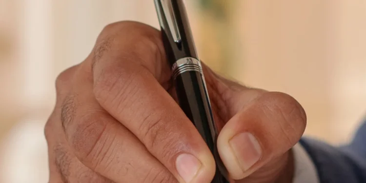 ఒక పెన్ను వెనకాలున్న అద్భుత ఆవిష్కరణ కథ