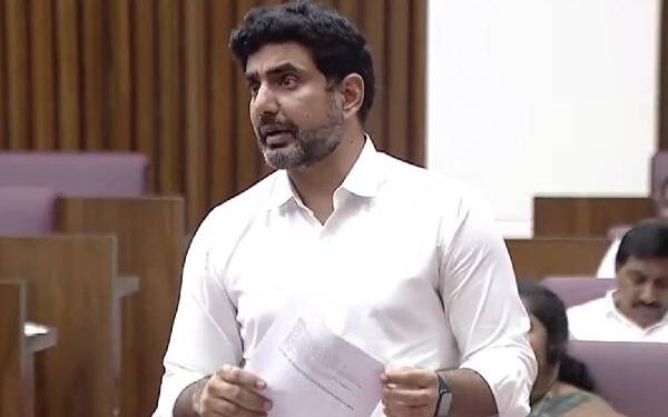 ఆరోపణలు చేస్తే సరిపోదు.. ఆధారాలు ఉంటే చూపించండి !