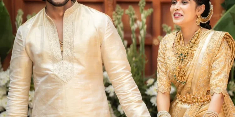 అంగరంగ వైభవంగా జరిగిన షణ్ముఖ్ & వైష్ణవి ల నిశ్చితార్థ వేడుక!