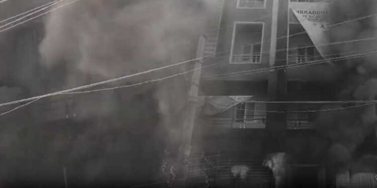 శ్రద్ధా హై స్కూల్‌లో ఘోర అగ్నిప్రమాదం