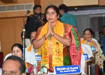 నెల్లూరు కార్పొరేషన్ మేయర్‌గా దేవరకొండ సుజాత