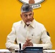 కేంద్ర మంత్రి సింధియాకు శ్రీవారి ప్రతిమ అందజేసిన సీఎం చంద్రబాబు