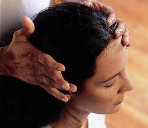 జుట్టు బలహీనంగా ఉందా..? అయితే ఈ టిప్స్ తప్పనిసరి!!