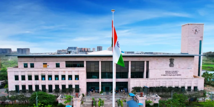 గ్రూప్-1 మూల్యాంకనంపై హైకోర్టు కఠిన ఆదేశాలు.. సిట్ దర్యాప్తు తప్పనిసరి