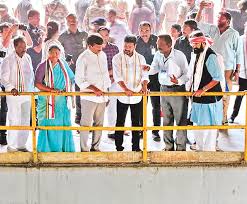 గోదావరి పరీవాహక ప్రాజెక్టులపై పూర్తి స్థాయి సమీక్ష