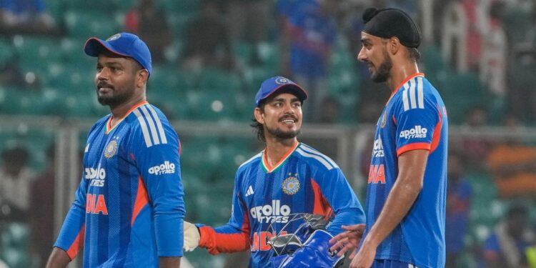 Sanju Samson - Ishan Kishan: సంజుశాంసన్‌ కాదు.. ఇషాన్‌ కిషనే.. వార్మప్‌ మ్యాచ్‌తో తేలిపోయిందిగా!