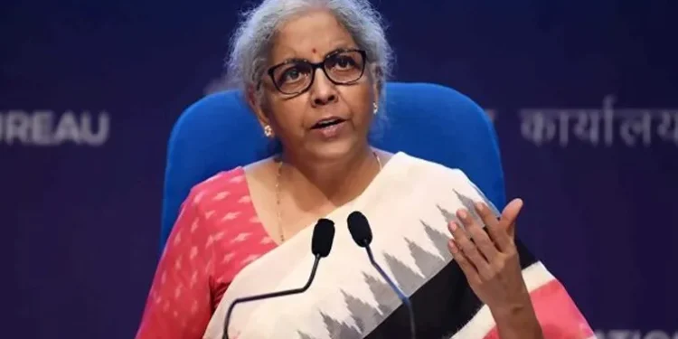 పసిడి ధరల పెరుగుదలపై వివరణ ఇచ్చిన నిర్మలా సీతారామన్