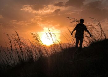 రీల్ చూసి వెళ్లి ప్రాణాలు కోల్పోయిన బాలుడు