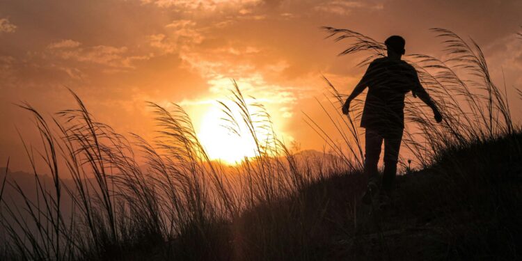 రీల్ చూసి వెళ్లి ప్రాణాలు కోల్పోయిన బాలుడు