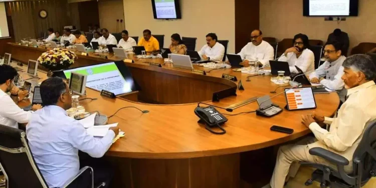 నారా చంద్రబాబు నాయుడు గారి అధ్యక్షతన సచివాలయంలో కేబినెట్ భేటీ