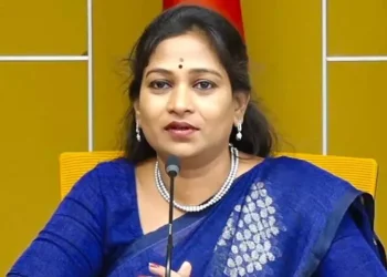 హోంమంత్రి అనితకు అస్వస్థత.. సచివాలయంలో వైద్య పరీక్షలు