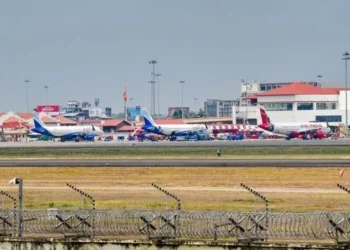 278 అంతర్జాతీయ విమానాలు రద్దు.. ప్రయాణికులు ఇబ్బందులు