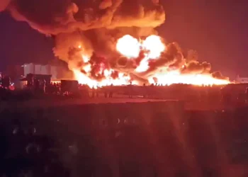 కాపలాదారు అసహనం: మేఘా ఇంజినీరింగ్ పైపుల మంట వైరల్!!