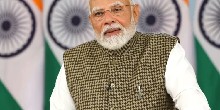 మేక్ ఇన్ ఇండియా - ఇన్వెస్ట్ ఇన్ ఇండియా : విద్యుత్ రంగం లో ఆవిష్కరణలకు మోదీ స్వాగతం !!