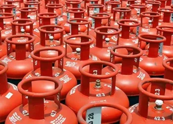 ఎల్‌పీజీ కొరత.. బెంగళూరులో గ్యాస్‌ సిలిండర్ల చోరీ కలకలం