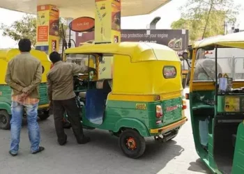 గల్ఫ్ యుద్ధం ప్రభావం.. రాష్ట్రంలో సీఎన్జీ సంక్షోభం