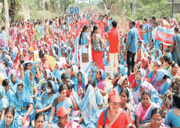 అంగన్వాడీ మహిళల ఆవేదన