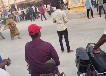 నల్గొండ జిల్లాలో కాంగ్రెస్–బీజేపీ కార్యకర్తల మధ్య ఘర్షణ.