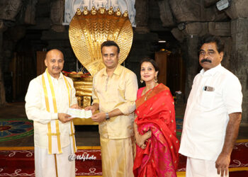 అరణి మదన్ మోహన్, జేఎంసీ కన్స్ట్రక్షన్స్ ద్వారా గోవుల సంరక్షణకు విరాళం