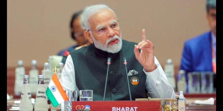 ఎల్పీజీ బ్లాక్ మార్కెట్‌పై ప్రధాని మోదీ హెచ్చరిక