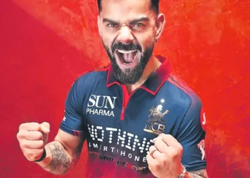 RCBకు లండన్ ప్రయాణం డిమాండ్ కధనాలపై కోహ్లి ఫన్ రియాక్షన్