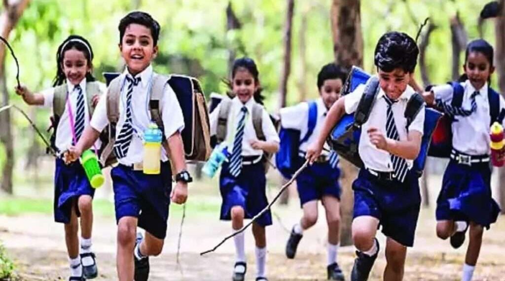 ఏపీలో నేటి నుంచి ఒంటిపూట బడులు అమలు.