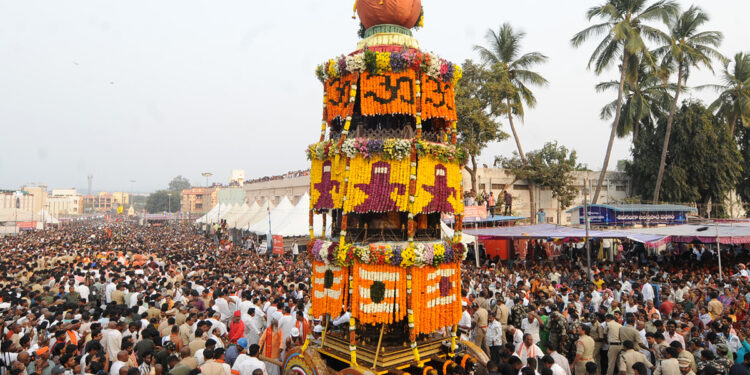 శ్రీశైల ఉగాది బ్రహ్మోత్సవాలు: మల్లన్న, భ్రమరాంబ ఆశీస్సులతో ప్రారంభం