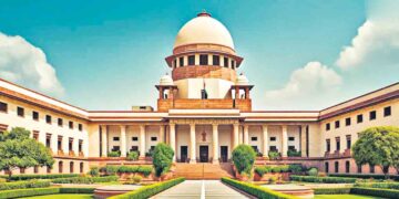 స్పీకర్‌పై కోర్టు ధిక్కరణ పిటిషన్లపై సుప్రీంకోర్టు విచారణ ముగింపు