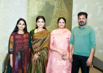 తెలంగాణ సీఎంను కలిసిన సంతోష క్షణాలు