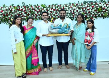 ఉండవల్లిలో 'డిన్నర్ డిప్లొమసీ'.. నెల్లూరు, తిరుపతి నేతలతో సందడి చేసిన మంత్రి లోకేష్.