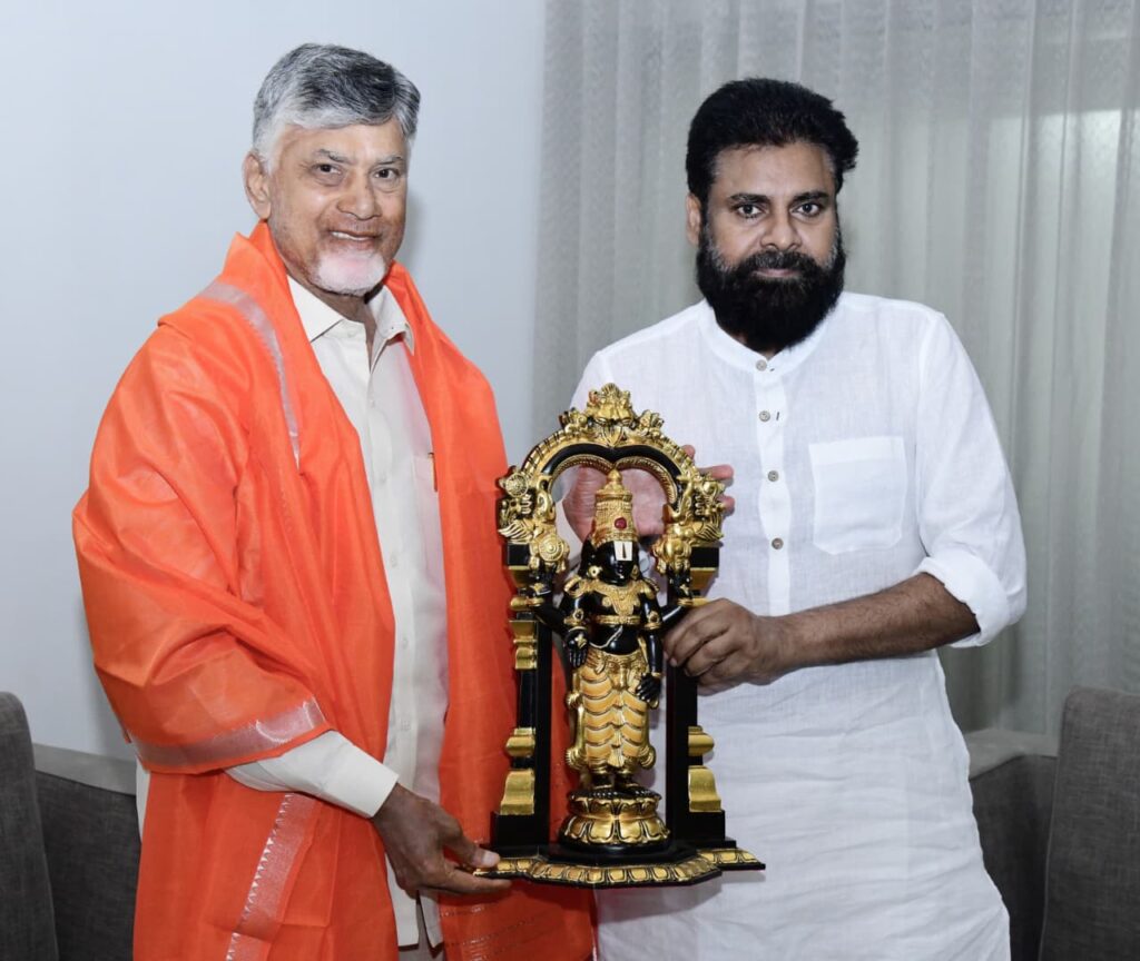 సీఎం క్యాంప్ కార్యాలయంలో చంద్రబాబు–పవన్ కీలక సమావేశం