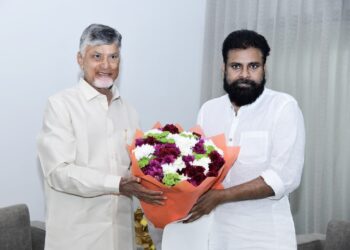 సీఎం క్యాంప్ కార్యాలయంలో చంద్రబాబు–పవన్ కీలక సమావేశం
