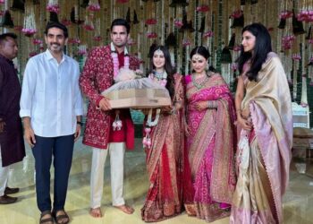 టెండూల్కర్ కుటుంబ వేడుకలో నారా దంపతుల సందడి