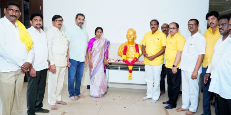 టీడీపీ జాతీయ కార్యాలయంలో అమరజీవి పొట్టి శ్రీరాములు జయంతి వేడుకలు.