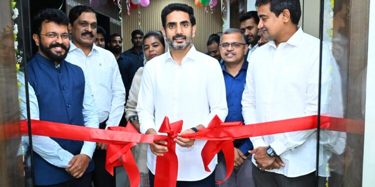 మంగళగిరిలో ఏపీఈడీబీ నూతన కార్యాలయాన్ని ప్రారంభించిన మంత్రి లోకేష్