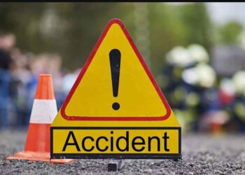 కర్నూలులో ఘోర రోడ్డు ప్రమాదం..ముగ్గురు ప్రాణాలు బలి !!