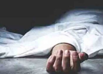 హైదరాబాద్‌లో విషాదం.. భవనం నుంచి పడి ముగ్గురు కార్మికుల మృతి