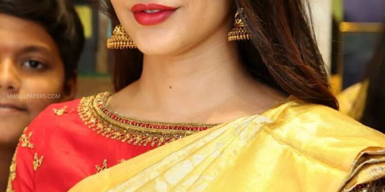 మెగా ఇంటి కోడలిపై ఆన్‌లైన్ వేధింపులు.. సైబర్‌క్రైమ్‌లో కేసు నమోదు!!