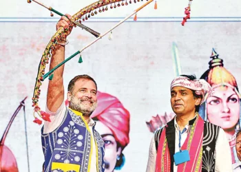 గిరిజనుల హక్కులు, ఆదివాసి గుర్తింపుపై రాహుల్ తీవ్ర వ్యాఖ్యలు!!