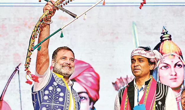 గిరిజనుల హక్కులు, ఆదివాసి గుర్తింపుపై రాహుల్ తీవ్ర వ్యాఖ్యలు!!