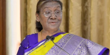 సమయం లేదంటూ టీఎంసీ అపాయింట్‌మెంట్‌కు నిరాకరణ