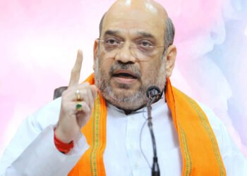 అక్రమ వలసదారులపై అమిత్‌ షా స్ట్రాంగ్‌ స్టాండ్‌.. “అందరినీ పంపిస్తాం”