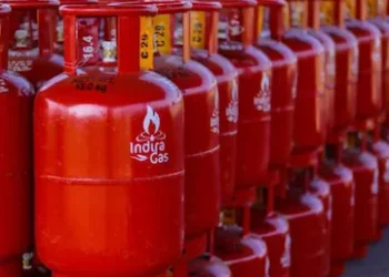 ఇరాన్–ఇజ్రాయెల్ యుద్ధ ప్రభావం..దేశంలో ఎల్‌పీజీ కొరత