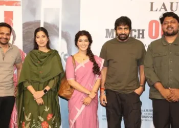 మగువల గుండె ధైర్యం 'సరస్వతి'.. అరుదైన కథాంశంతో వస్తున్న వరలక్ష్మి శరత్‌కుమార్.