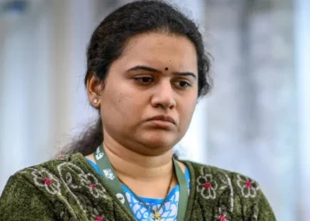 హంపి వైదొలగడం.. మహిళల చెస్లో కీలక ట్విస్ట్