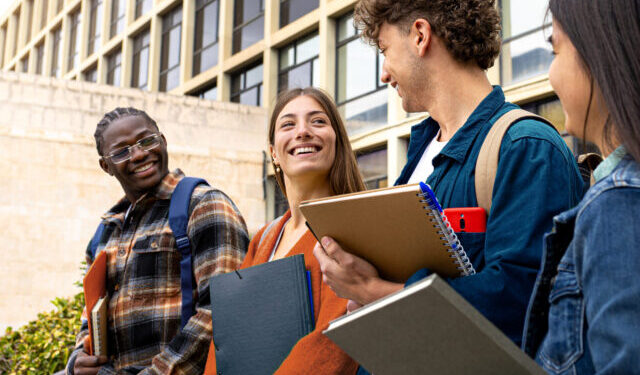 కెరీర్‌ను నిలబెట్టేది మీ మాటలే!