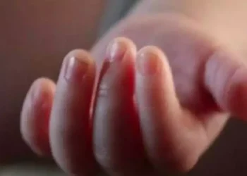 ఆడుకుంటూ ప్రాణం కోల్పోయిన చిన్నారి… బెలూన్ వల్ల విషాదం..!! 2 బెలూన్ గొంతులో ఇరుక్కొని చిన్నారి మృతి..!!